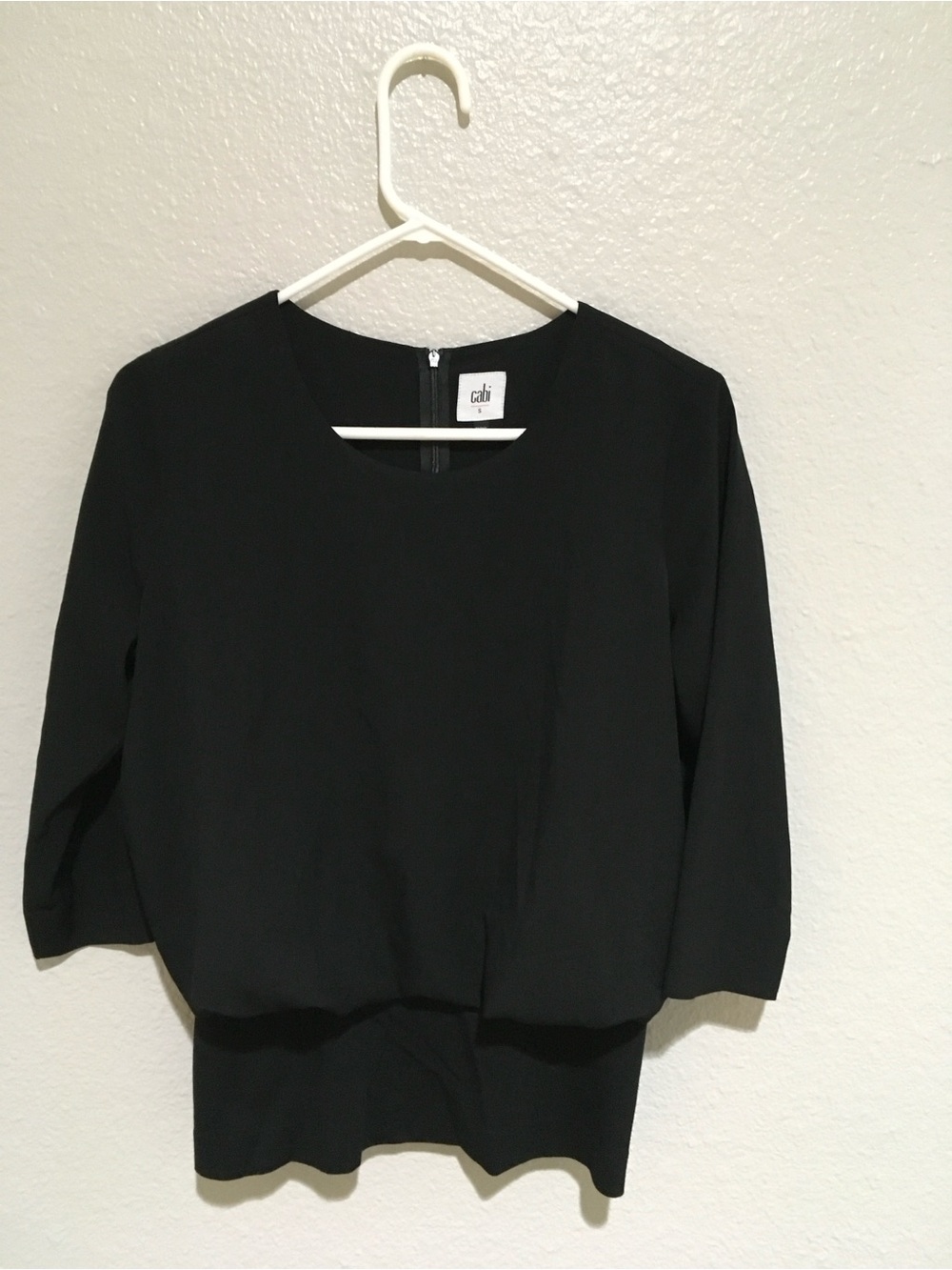 CAbi Black Banded Bottom Top Small